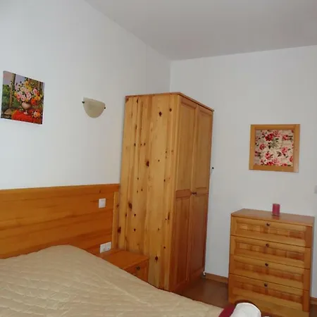 - Nice & Cozy Apartament *